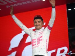 Richard Carapaz, Fernando Gaviria y Jesús Herrada entre los 94 ciclistas sin contrato para 2026 Richard Carapaz, Fernando Gaviria y Jesús Herrada entre los 94 ciclistas sin contrato para 2026