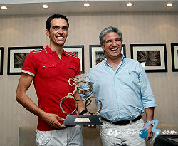 El Tour de San Luis se inicia ma�ana con Contador como principal atracci�n