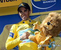 El Ayuntamiento de Pinto coloca pantallas gigantes para seguir el recorrido de Contador por Par�s