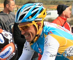 Par�s-Niza: Alberto Contador: �Las piernas responden bastante bien por el momento�