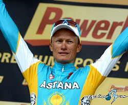Tour de Francia: Vinokourov gana en Revel y Schelck sigue l�der