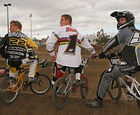 Los entrenamientos de BMX Supercross se retrasan a las 15:00 horas