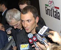 La Fiscalía de Varese abre una investigación a Ivan Basso, interrogado por tercera vez en el CONI