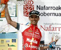 Juli�n S�nchez Pimineta se lleva la monta�a en el Gran Premio Miguel Indurain