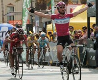 Volta a Catalunya: Cavendish gana la pen�ltima etapa y Karpets ampl�a su ventaja como l�der