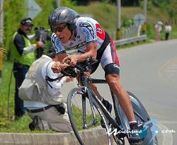 Vuelta a Colombia: Marlon P�rez se impone en el pr�logo y es l�der