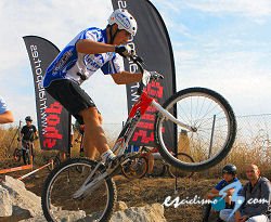 Rafa Tibau gana en Terrassa y Joan Figueras sigue l�der de la Copa Catalana de Trial