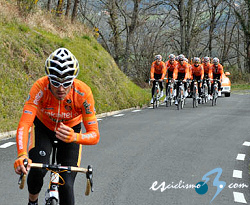 Samuel S�nchez lidera el Euskaltel-Euskadi en la Vuelta al Pa�s Vasco
