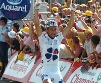Tour de Francia: Sandy Casar se adjudica la antepen�ltima etapa y Contador sigue de amarillo