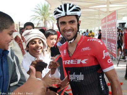 Tour de Abu Dhabi: Alberto Contador: "Caí detrás de dos compañeros, pero sin consecuencias"