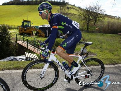 Alejandro Valverde y Juanjo Lobato, al frente del Movistar en la Milán-San Remo