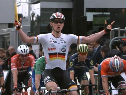 París-Niza: André Greipel gana la quinta, Julian Alaphilippe sigue de amarillo