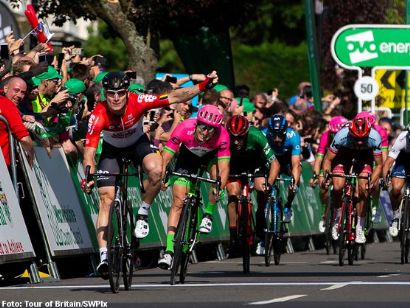 Tour de Gran Bretaña: André Greipel se lleva la cuarta, Patrick Bevin sigue líder