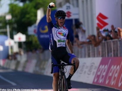 Andrea Cantoni, primer líder del Giro de Italia Sub-23