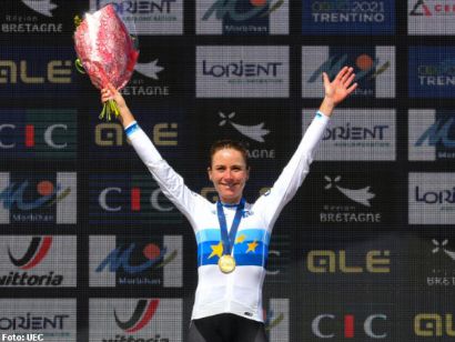 Annemiek van Vleuten se hace con el Campeonato de Europa de ciclismo en línea
