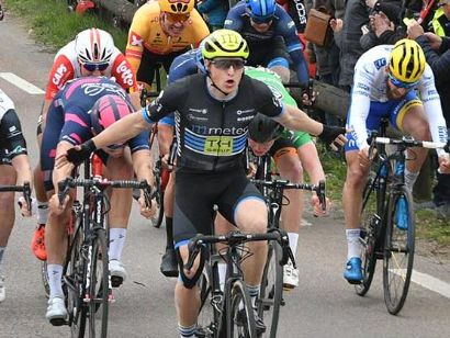 Tour de Normandía: Arvid de Kleijn gana la tercera etapa, Nicolai Brochner recupera el liderato