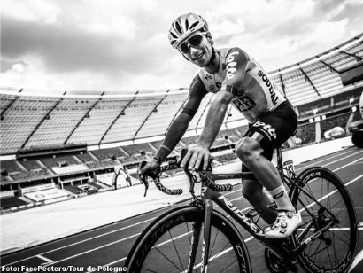 La Vuelta a Polonia neutraliza la cuarta etapa por la muerte de Bjorg Lambrecht