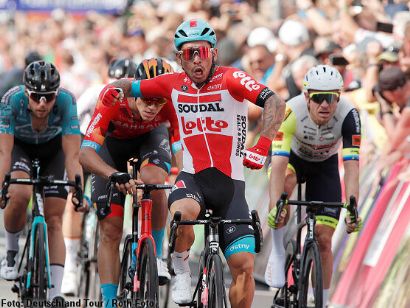 Vuelta a Alemania: Caleb Ewan gana la primera etapa, Filippo Ganna sigue líder