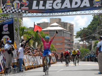 Vuelta a Venezuela: César Sanabria gana la segunda etapa, Luis Gómez sigue líder
