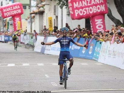 Vuelta a Colombia: Cristian Montoya gana la tercera etapa, Robigzon Oyola mantiene el liderato