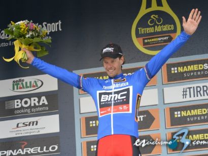 Tirreno-Adriático: BMC se impone en la crono, Daniel Oss es líder