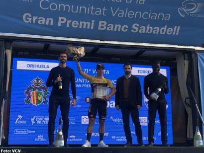 Vuelta Comunidad Valenciana: Dylan Groenewegen repite victoria, Jack Haig nuevo lder