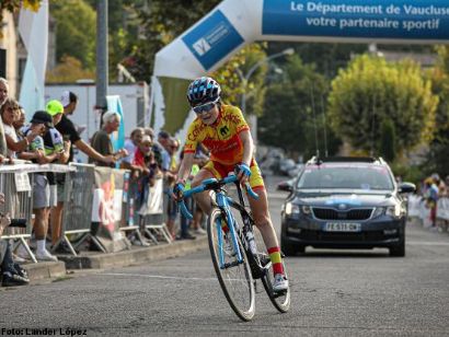 Eider Merino, novena en el Giro de Emilia que gana Demi Vollering