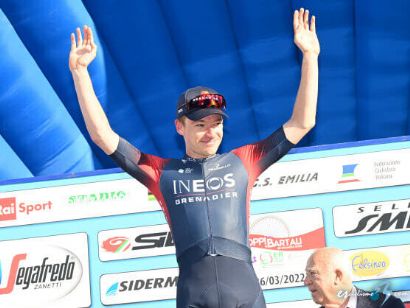 Semana Coppi y Bartali: Ethan Hayter gana la segunda etapa, Eddie Dunbar nuevo líder