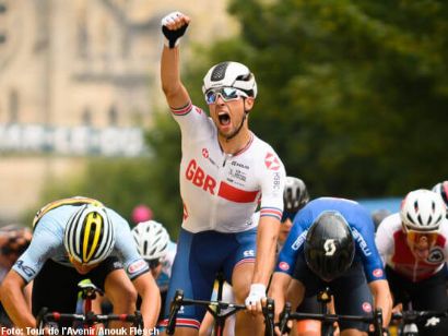 Tour del Porvenir: Ethan Vernon se impone en la cuarta etapa, Mick Van Dijke sigue líder