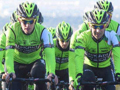 Euskadi-Murias afronta "con mucha ilusión" la Vuelta a Andalucía