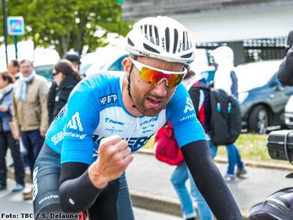 Flavien Dassonville lidera el Tour de Bretaña tras ganar en solitario la segunda etapa