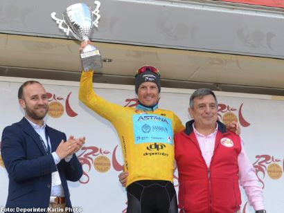 Fuglsang buscará tercer triunfo en la Vuelta a Andalucía escoltado por Ion Izagirre y Luis León Sánchez