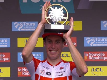 Jelle Wallays se impone en la París-Tours 2019