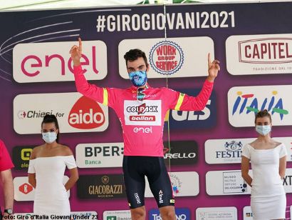 Giro de Italia Sub-23: Juan Ayuso gana la segunda etapa y ya es líder
