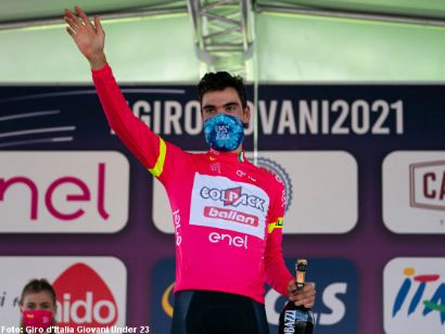 Juan Ayuso, a una etapa de adjudicarse el Giro de Italia Sub-23