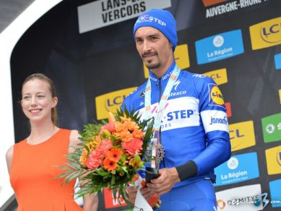 Critérium del Dauphiné: Julian Alaphilippe se impone en la cuarta, Gianni Moscon nuevo líder