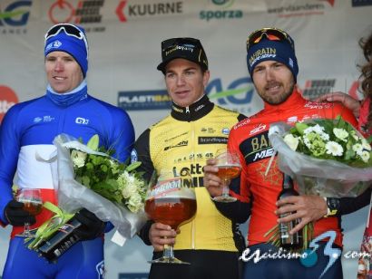 Dylan Groenewegen se impone en la Kuurne-Bruselas-Kuurne