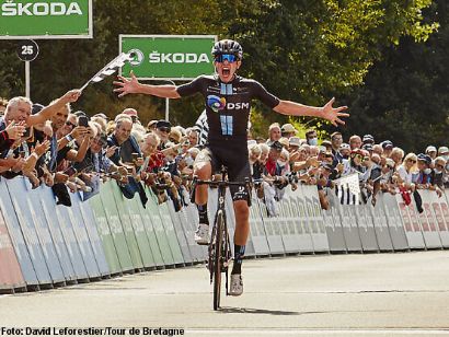 Tour de Bretaña: Hayter gana la segunda etapa, Retailleau sigue líder