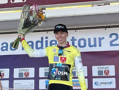 Lorena Wiebes repite victoria para seguir al frente del Simac Ladies Tour