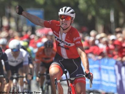 Herald Sun Tour: Mads Pedersen gana la segunda etapa, Lasse Norman Hansen sigue líder