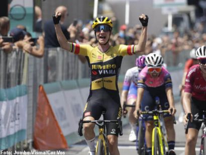 Giro de Italia Femenino: Marianne Vos repite victoria en Bergamo, Annemiek van Vleuten sigue líder
