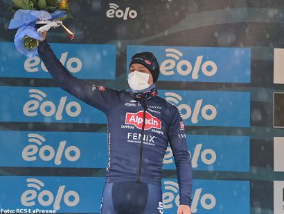 Tirreno-Adriático: Van der Poel: "Me dijeron que Pogacar se acercaba, pero no podía ni escuchar"