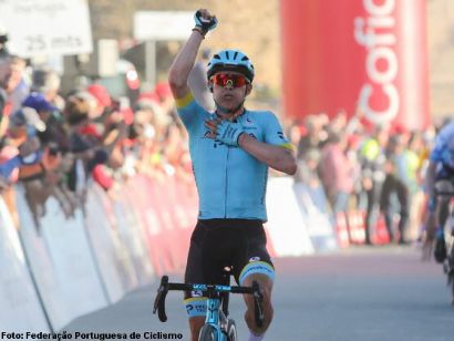 Vuelta al Algarve: Superman López se impone en el Alto do Malhão, Remco Evenepoel sigue de amarillo