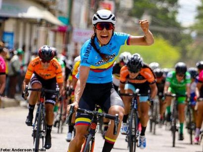 Milena Salcedo, primera líder de la Vuelta a Colombia Femenina 2019