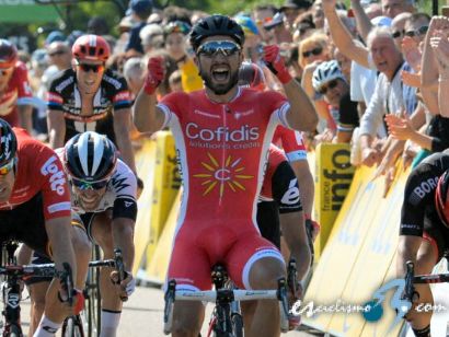 Critérium del Dauphiné: Bouhanni: "Era importante para mí dedicarle la victoria a Muhammed Alí"