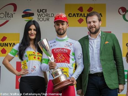 Volta a Catalunya: Nacer Bouhanni, lder de la Volta, abandona la carrera