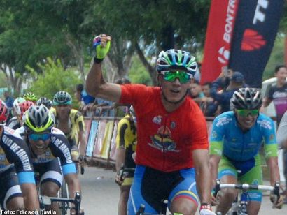 Vuelta a Venezuela: Orluis Aular asume el liderato tras ganar la segunda etapa