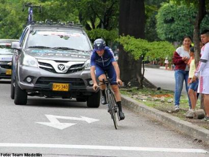 Vuelta a Colombia: Óscar Sevilla: "Queda mucho por delante pero estamos muy motivados"