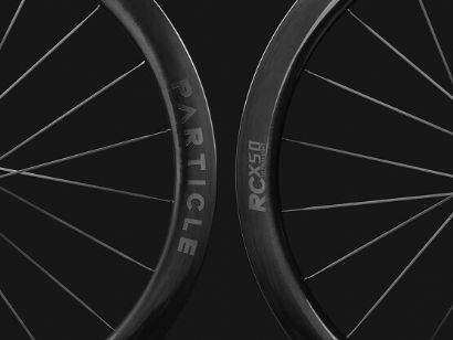 Particle lanza unas llantas de carbono de solo 975 gramos a un precio muy competitivo
