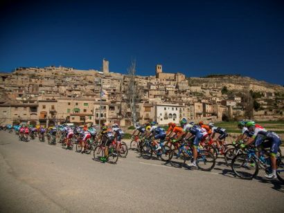 Volta a Catalunya: Alpecin-Fenix, Kern Pharma, Rally Cycling, Gazprom, Arkea y Euskaltel-Euskadi invitados